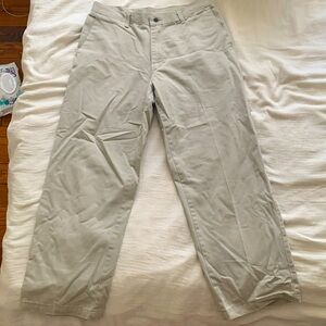 Lee pleated slacks— cute color and fit!